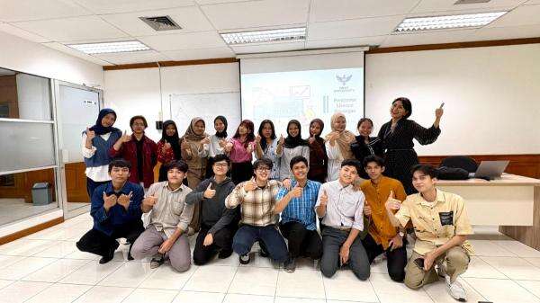 MNC Life Gelar Kelas Literasi Keuangan untuk Mahasiswa MNC University Fakultas Ekonomi dan Manajemen Kelas Eksekutif MNC Life Gelar Kelas Literasi Keuangan untuk Mahasiswa MNC University Fakultas Ekonomi dan Manajemen Kelas Eksekutif