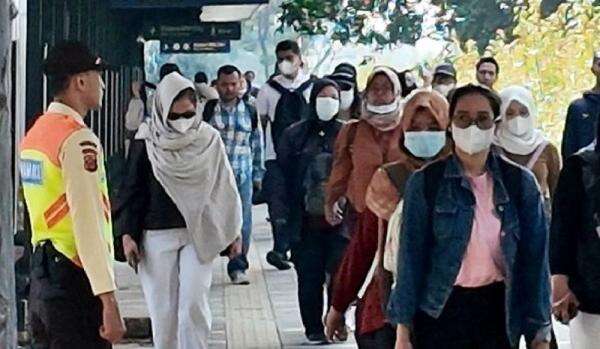 Imbas Penutupan Stasiun Karet, Pengguna Stasiun Sudirman Baru Naik Tiga Kali Lipat Imbas Penutupan Stasiun Karet, Pengguna Stasiun Sudirman Baru Naik Tiga Kali Lipat
