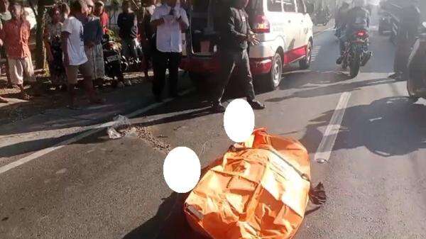 Motor Bersenggolan dengan Pengendara Lain, Buruh Pabrik di Mojokerto Tewas Terlindas Truk Motor Bersenggolan dengan Pengendara Lain, Buruh Pabrik di Mojokerto Tewas Terlindas Truk