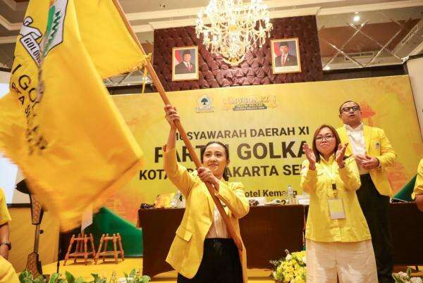 Musda XI, Farah Savira Terpilih Aklamasi Pimpin Partai Golkar Jakarta Selatan Musda XI, Farah Savira Terpilih Aklamasi Pimpin Partai Golkar Jakarta Selatan