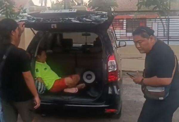 Kuningan Geger! Anak Tega Bunuh Ibu Kandung lalu Buang Mayat ke Sumur Kuningan Geger! Anak Tega Bunuh Ibu Kandung lalu Buang Mayat ke Sumur