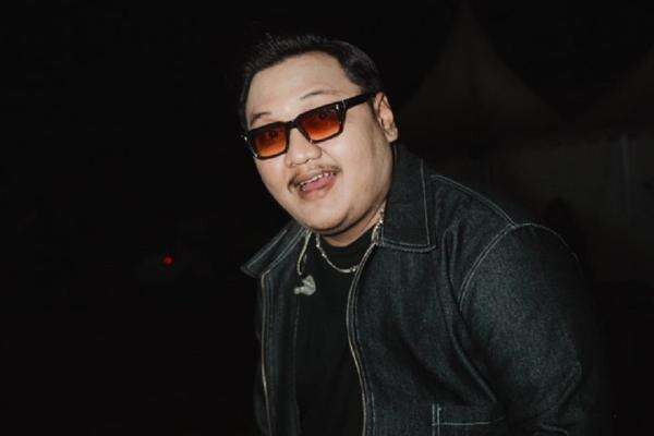 Ndarboy Genk Bingung, Lagu Kicau ManiaViral karena KontenKucing dan Motor Ndarboy Genk Bingung, Lagu Kicau ManiaViral karena KontenKucing dan Motor