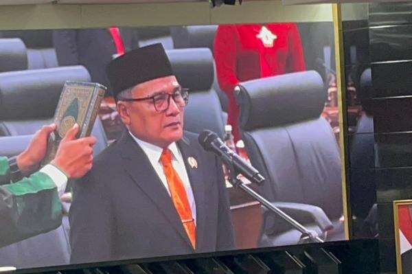 Suhud Alynudin Dilantik Jadi Ketua DPRD DKI Jakarta, Gantikan Khoirudin Suhud Alynudin Dilantik Jadi Ketua DPRD DKI Jakarta, Gantikan Khoirudin