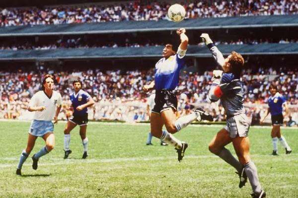 Diego Maradona Sudah Ramalkan Gol Abad Ini sebelum Hancurkan Inggris di Piala Dunia 1986 Diego Maradona Sudah Ramalkan Gol Abad Ini sebelum Hancurkan Inggris di Piala Dunia 1986