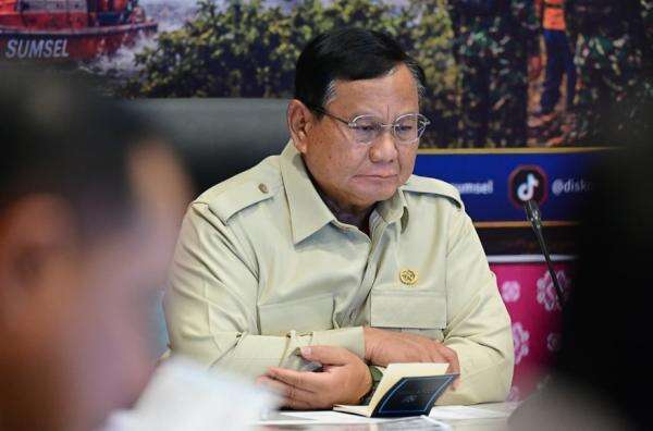Prabowo Minta Ribuan Perwira TNI-Polri Diterjunkan Tangani Kebakaran Hutan Prabowo Minta Ribuan Perwira TNI-Polri Diterjunkan Tangani Kebakaran Hutan