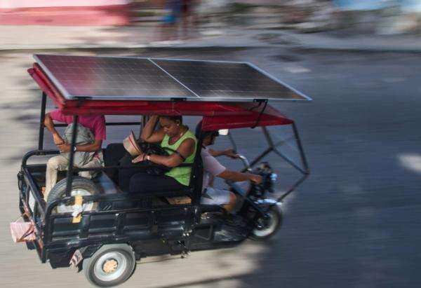Listrik Padam Berhari-hari, Becak Tenaga Surya Jadi Penyelamat dari Krisis Energi Listrik Padam Berhari-hari, Becak Tenaga Surya Jadi Penyelamat dari Krisis Energi