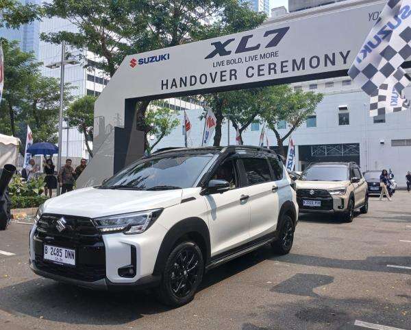 Suzuki XL7 Baru Raup 1.300 SPK, Mulai Diserahkan ke Konsumen Suzuki XL7 Baru Raup 1.300 SPK, Mulai Diserahkan ke Konsumen