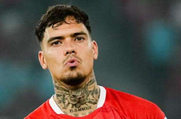 Kisah Dramatis Shayne Pattynama: Panggilan Dadakan, Cetak Penalti, Angkat Trofi Timnas Indonesia Kisah Dramatis Shayne Pattynama: Panggilan Dadakan, Cetak Penalti, Angkat Trofi Timnas Indonesia