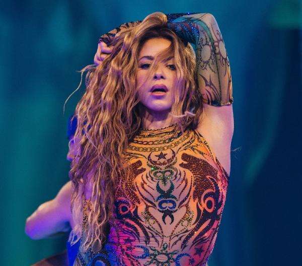 Dari World Cup 2010 hingga 2026 Wajah Shakira Tetap Awet Muda, Dokter Ungkap Rahasianya! Dari World Cup 2010 hingga 2026 Wajah Shakira Tetap Awet Muda, Dokter Ungkap Rahasianya!