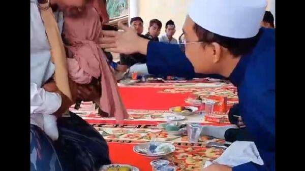 Mengaku Imam Mahdi, Guru Spiritual di Bangkalan Dilaporkan Terkait Penipuan dan Pemerasan Mengaku Imam Mahdi, Guru Spiritual di Bangkalan Dilaporkan Terkait Penipuan dan Pemerasan