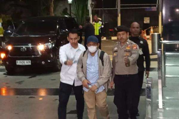 KPK Sebut OTT Bupati Lombok Barat Naik ke Tahap Penyidikan KPK Sebut OTT Bupati Lombok Barat Naik ke Tahap Penyidikan