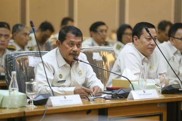 Breaking News: Dirjenpas Mashudi Mundur Buntut Temuan Fasilitas Mewah di Lapas Cibinong Breaking News: Dirjenpas Mashudi Mundur Buntut Temuan Fasilitas Mewah di Lapas Cibinong