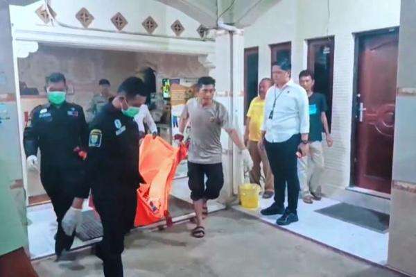Mayat Perempuan Ditemukan di Bawah Kasur Hotel di Cirebon, Pria Misterius Diburu Mayat Perempuan Ditemukan di Bawah Kasur Hotel di Cirebon, Pria Misterius Diburu