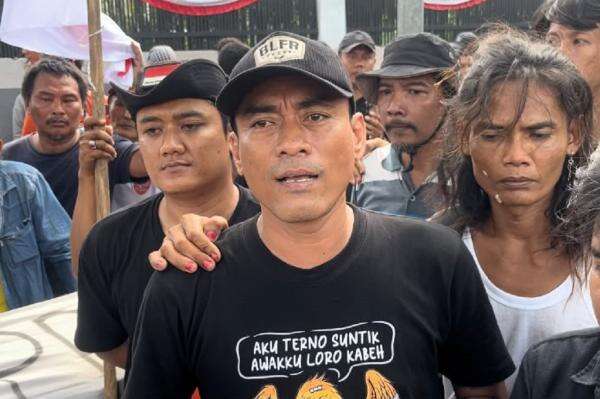 Aktivis Pati Botok Tetap Kecewa Meski Rekening Aktif Kembali: Saya Banyak Dirugikan Aktivis Pati Botok Tetap Kecewa Meski Rekening Aktif Kembali: Saya Banyak Dirugikan