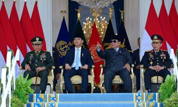 Prabowo: TNI-Polri Institusi Vital Kelangsungan Hidup Negara! Prabowo: TNI-Polri Institusi Vital Kelangsungan Hidup Negara!