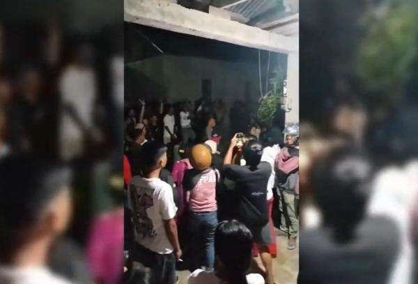 Parah! 2 Lurah di Kendari Pesta Miras dan Open BO di Kantor Kelurahan Parah! 2 Lurah di Kendari Pesta Miras dan Open BO di Kantor Kelurahan