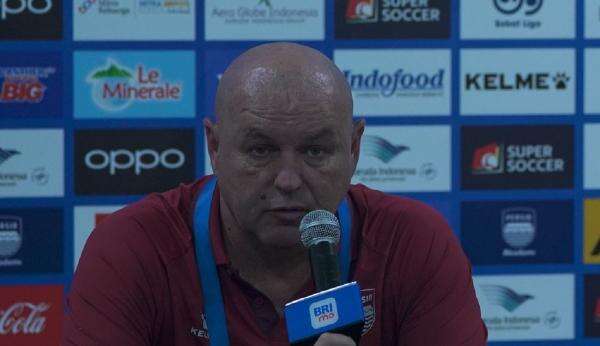 Respons Bojan Hodak Setelah Saddil Ramdani Ngamuk karena Diganti di Laga Persib Bandung vs Persis Solo Respons Bojan Hodak Setelah Saddil Ramdani Ngamuk karena Diganti di Laga Persib Bandung vs Persis Solo