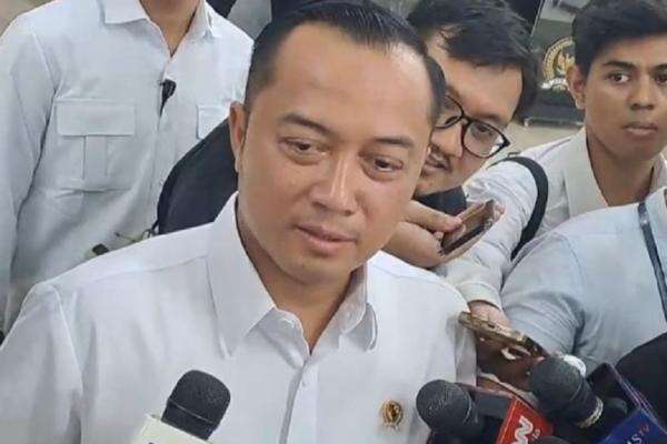 Kuntadi Diusulkan Jadi Jampidsus Gantikan Febrie, Mensesneg: Minggu Ini Akan Kita Selesaikan Kuntadi Diusulkan Jadi Jampidsus Gantikan Febrie, Mensesneg: Minggu Ini Akan Kita Selesaikan