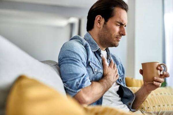 Mitos atau Fakta: Asam Lambung Sering Kambuh saat Berhasil Stop Rokok? Mitos atau Fakta: Asam Lambung Sering Kambuh saat Berhasil Stop Rokok?