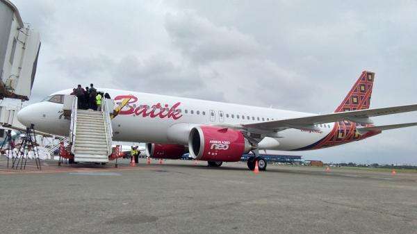 Ternyata Segini Kisaran Gaji Pramugari Maskapai Penerbangan Batik Air Ternyata Segini Kisaran Gaji Pramugari Maskapai Penerbangan Batik Air