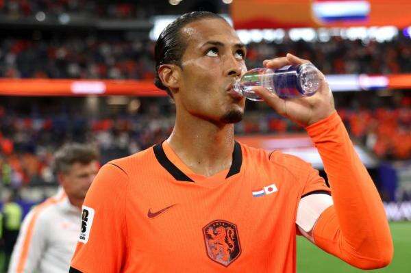 Virgil van Dijk Sindir Jeda Minum di Piala Dunia 2026: Laga seperti Dipotong Iklan! Virgil van Dijk Sindir Jeda Minum di Piala Dunia 2026: Laga seperti Dipotong Iklan!