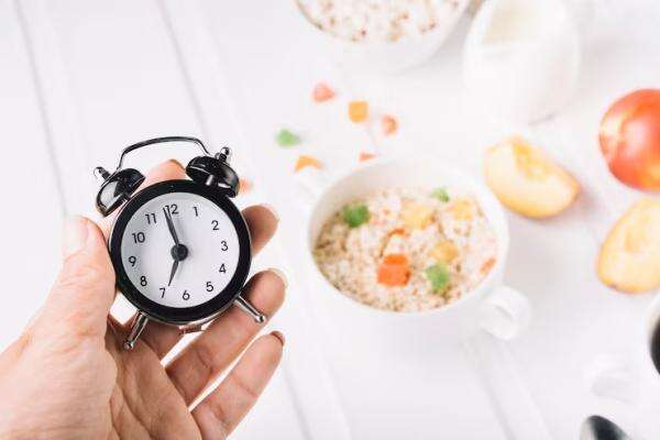 Lagi Tren Intermittent Fasting, Bukan Cuma Turunkan Berat Badan tapi Bermanfaat ke Kesehatan Otak Lagi Tren Intermittent Fasting, Bukan Cuma Turunkan Berat Badan tapi Bermanfaat ke Kesehatan Otak
