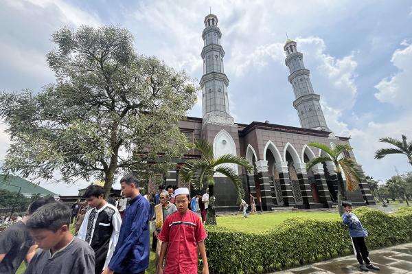 Bangga! Indonesia Diakui sebagai Destinasi Ramah Muslim Terbaik Kedua Dunia Bangga! Indonesia Diakui sebagai Destinasi Ramah Muslim Terbaik Kedua Dunia