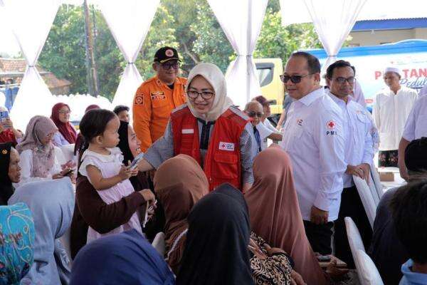 HUT Ke-81 PMI di Tangsel, Digelar Donor Darah hingga Penyaluran Air Bersih HUT Ke-81 PMI di Tangsel, Digelar Donor Darah hingga Penyaluran Air Bersih