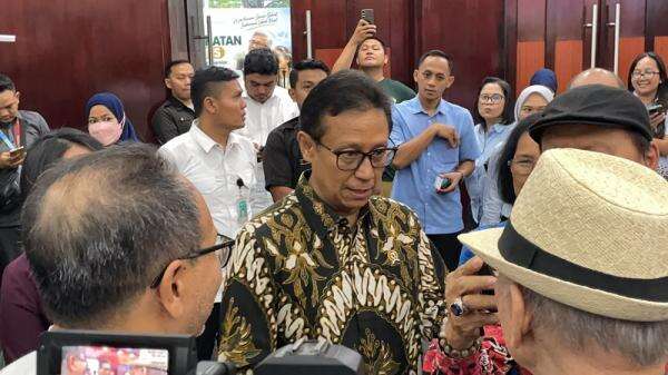 ISPU Palangkaraya Tembus 1.500, Menkes Tegaskan Fasilitas Kesehatan Harus Terus Siaga ISPU Palangkaraya Tembus 1.500, Menkes Tegaskan Fasilitas Kesehatan Harus Terus Siaga