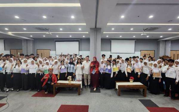 MNC Sekuritas Ajak Mahasiswa Baru Cerdas Berinvestasi lewat GI BEI JGU MNC Sekuritas Ajak Mahasiswa Baru Cerdas Berinvestasi lewat GI BEI JGU
