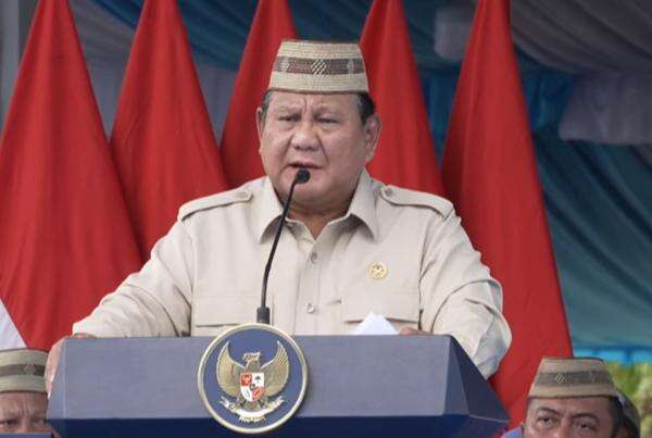 Canda Prabowo soal Nama Panglima TNI dan Kapolri: Susah Kalau Diganti Canda Prabowo soal Nama Panglima TNI dan Kapolri: Susah Kalau Diganti