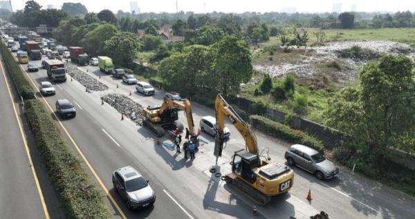 Akses On Ramp Tomang Ditutup Sementara, Ada Perbaikan Ruas Tol Jakarta–Tangerang hingga Senin Akses On Ramp Tomang Ditutup Sementara, Ada Perbaikan Ruas Tol Jakarta–Tangerang hingga Senin