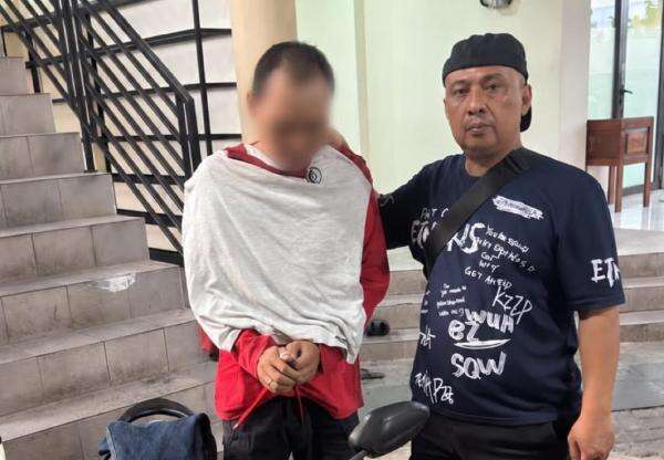 Viral Aksi Begal Payudara Siswi di Bekasi, Polisi Tangkap Pria 42 Tahun Viral Aksi Begal Payudara Siswi di Bekasi, Polisi Tangkap Pria 42 Tahun