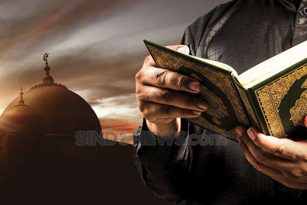 4 Ayat Al-Quran Ini Bisa Mengubah Kesulitan Menjadi Kebahagiaan, Amalkan Secara Istiqamah 4 Ayat Al-Quran Ini Bisa Mengubah Kesulitan Menjadi Kebahagiaan, Amalkan Secara Istiqamah