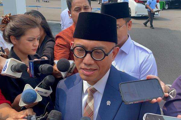 Wamenhaj Dahnil Murka Pembimbing Umrah Diduga Hina Jemaah Lansia: Blacklist! Wamenhaj Dahnil Murka Pembimbing Umrah Diduga Hina Jemaah Lansia: Blacklist!