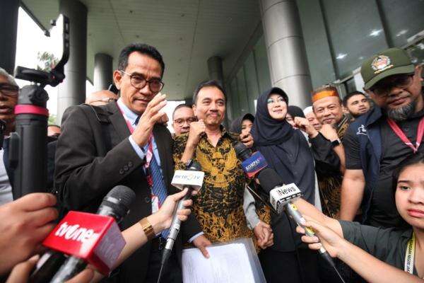 Roy Suryo Kembali Ajukan Praperadilan Jilid 5 soal Ganti Kerugian Roy Suryo Kembali Ajukan Praperadilan Jilid 5 soal Ganti Kerugian