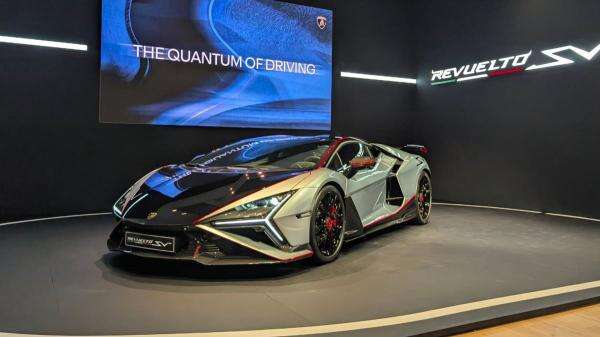 Lamborghini Revuelto SV Bikin Semua Merek Mobil Lain Sungkem Lamborghini Revuelto SV Bikin Semua Merek Mobil Lain Sungkem