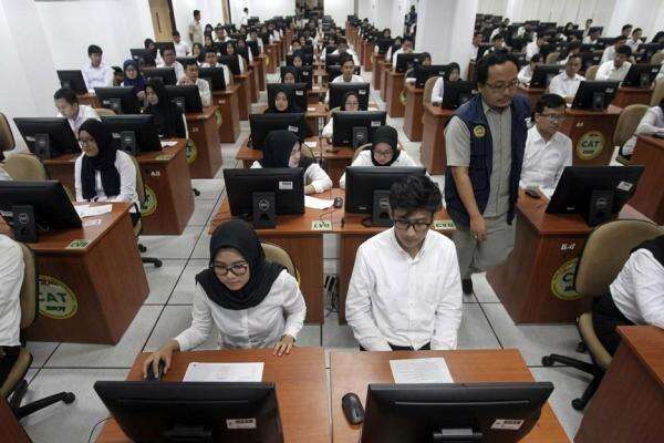 Pemerintah Gelar Tes Pengangkatan Guru, Mendagri: Kalau Lulus Jadi Pegawai Kemendikdasmen Pemerintah Gelar Tes Pengangkatan Guru, Mendagri: Kalau Lulus Jadi Pegawai Kemendikdasmen