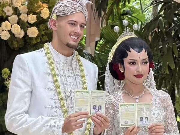 Sah! Jennifer Coppen dan Justin Hubner Resmi Menikah Hari Ini Sah! Jennifer Coppen dan Justin Hubner Resmi Menikah Hari Ini