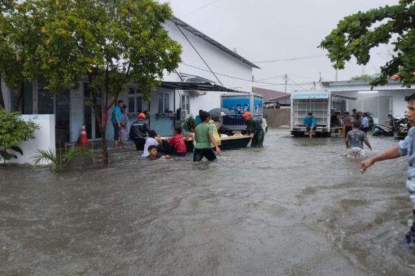 BPBD: Banjir Padang Rendam 120 Rumah, 498 Jiwa Terdampak BPBD: Banjir Padang Rendam 120 Rumah, 498 Jiwa Terdampak