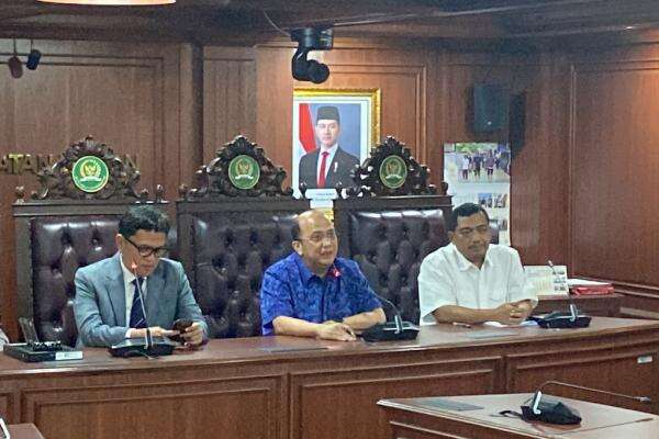 Bank Mandiri soal Rekening Aktivis Pati Botok: Segera Diaktifkan Kembali Bank Mandiri soal Rekening Aktivis Pati Botok: Segera Diaktifkan Kembali