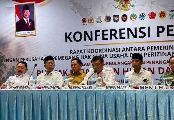 Rapat Karhutla dengan 358 Perusahaan HGU, Menko Polkam: El Nino Belum Capai Puncak Rapat Karhutla dengan 358 Perusahaan HGU, Menko Polkam: El Nino Belum Capai Puncak