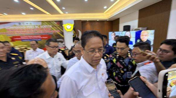 Purbaya Tambah Anggaran Bea Cukai untuk Berantas Penyelundupan Purbaya Tambah Anggaran Bea Cukai untuk Berantas Penyelundupan