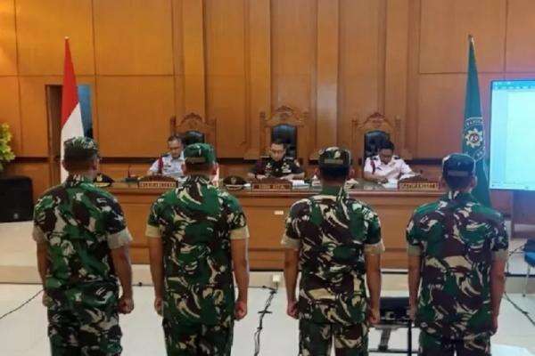 7 Pertimbangan Hakim Batalkan Pemecatan Prajurit TNI Penyiram Air Keras Andrie Yunus 7 Pertimbangan Hakim Batalkan Pemecatan Prajurit TNI Penyiram Air Keras Andrie Yunus