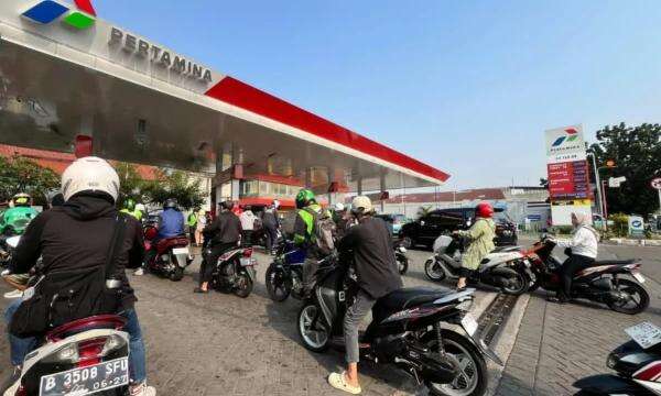 Migrasi Pertamax ke Pertalite, Subsidi BBM Terancam Jebol Rp19,5 Triliun Migrasi Pertamax ke Pertalite, Subsidi BBM Terancam Jebol Rp19,5 Triliun