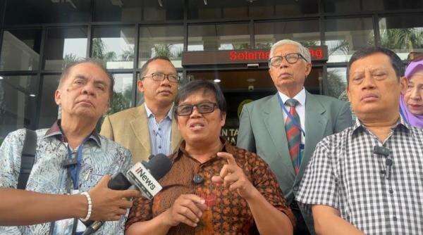 Kasus Ijazah Jokowi, Bonjowi: Gugatan UGM ke PTUN Jakarta Salah Alamat Kasus Ijazah Jokowi, Bonjowi: Gugatan UGM ke PTUN Jakarta Salah Alamat