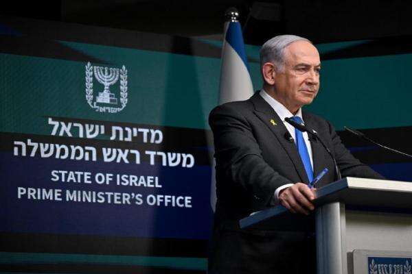Eks PM Israel Serukan Netanyahu Digulingkan dengan Tongkat dan Batu Eks PM Israel Serukan Netanyahu Digulingkan dengan Tongkat dan Batu
