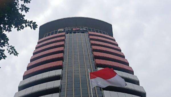 KPK Geledah Rumah Pemeriksa Pajak di Malang, Sita Emas 1,3 Kg dan Uang Rp100 Juta KPK Geledah Rumah Pemeriksa Pajak di Malang, Sita Emas 1,3 Kg dan Uang Rp100 Juta