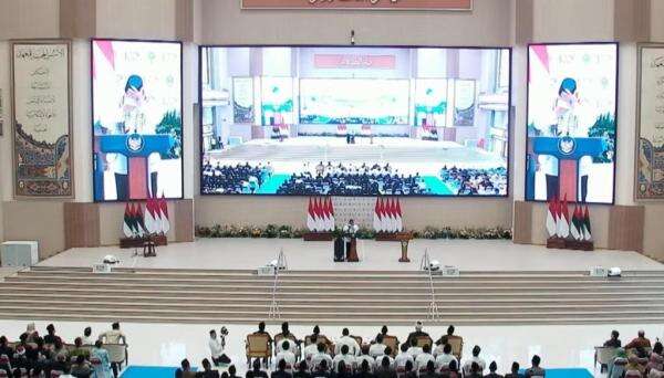 Prabowo Usap Air Mata di Gontor, Teringat Warga Palestina: Mereka Dibantai-Dibom Prabowo Usap Air Mata di Gontor, Teringat Warga Palestina: Mereka Dibantai-Dibom