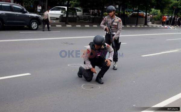 Densus 88: Bom di MAN 3 Padang Berdaya Ledak Rendah! Densus 88: Bom di MAN 3 Padang Berdaya Ledak Rendah!